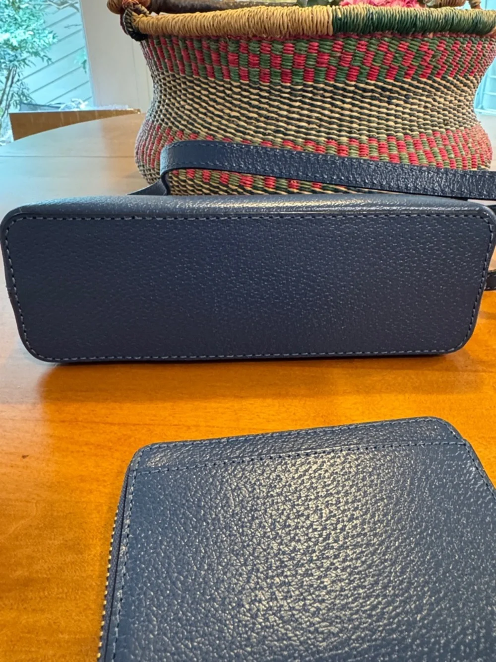 Kate Spade blue leather crossbody with matching wallet, NWOT - Picture 4 of 8
